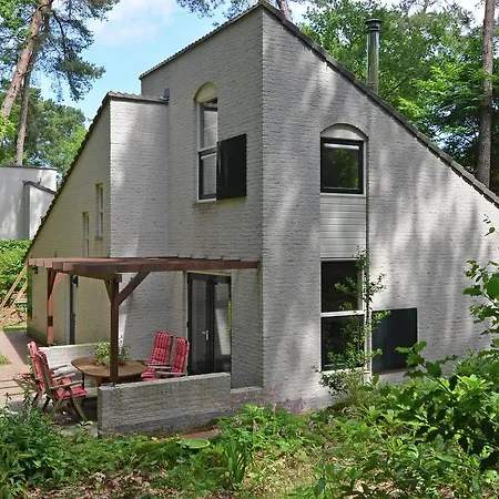 Holiday home Royanne *